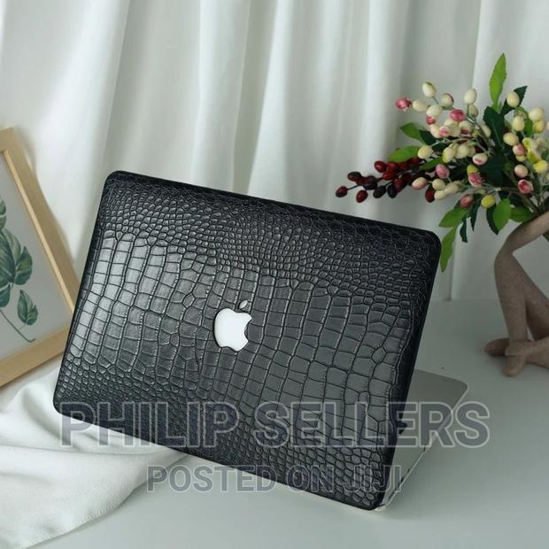 Unique Protect Cover for Macbook Air Pro 13 M1 2022 - thumbnail 3