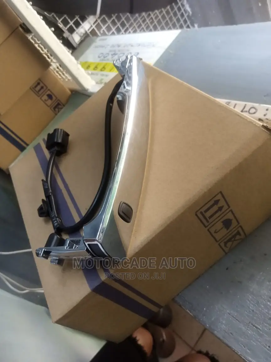 Nissan Xtrail Nt31 Door Handle in Nairobi Central Vehicle Parts