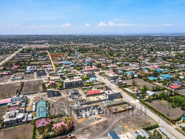 Deal Moto, Kamulu Commercial Plots^Jm