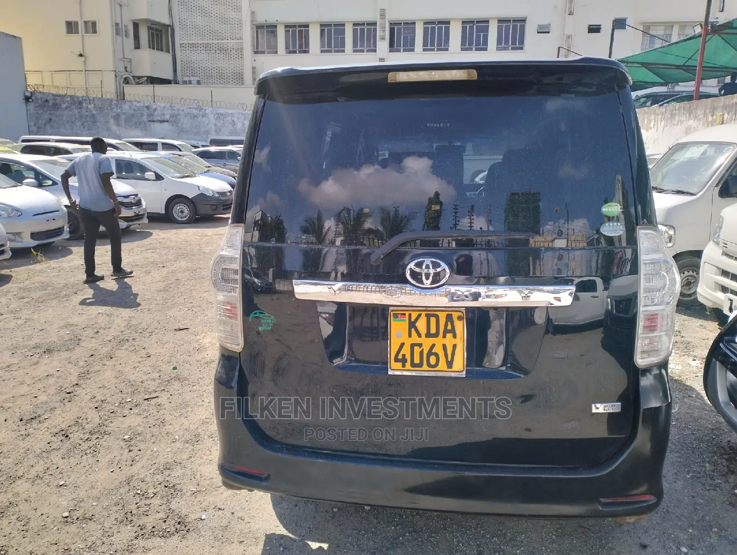 Toyota Voxy SV Premium 2014 Black