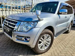 Mitsubishi Pajero V80 3.2 DI-D 2016 Silver