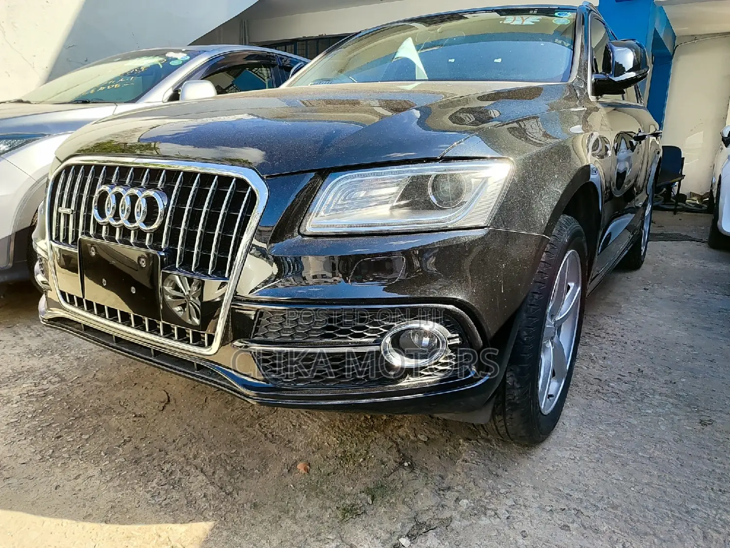 Audi Q5 2016 Matt Black