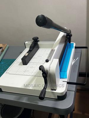 Reams Paper Cutter A3 - thumbnail 2