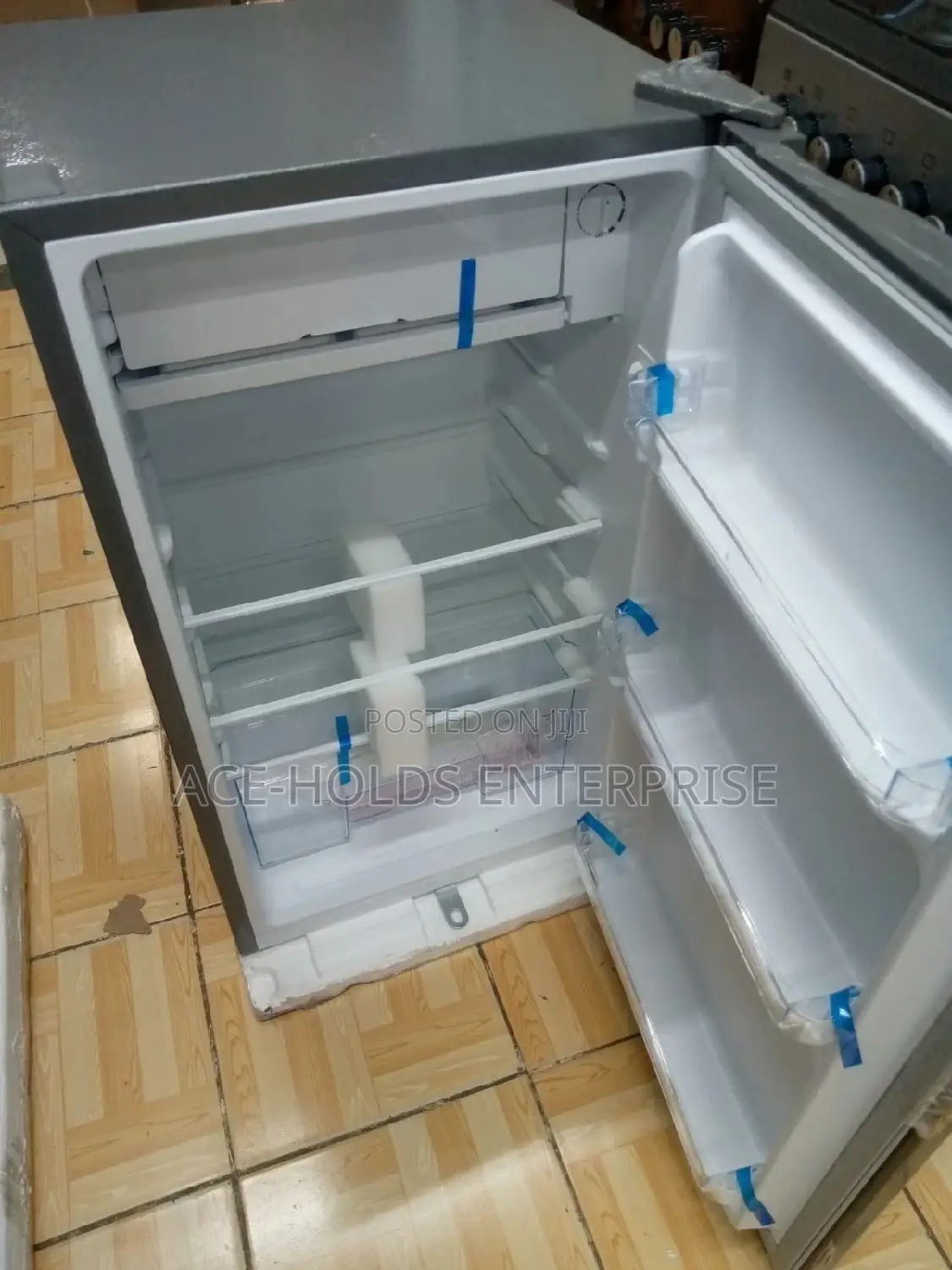 Mika Single Door 92 Litres - Mini Fridge