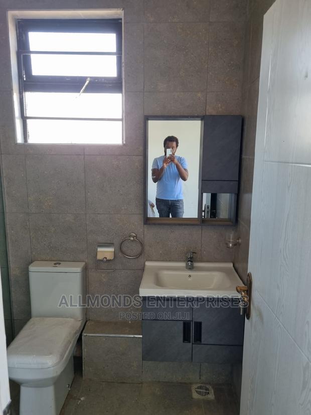 5bdrm Maisonette in Membley Estate for sale - thumbnail 10