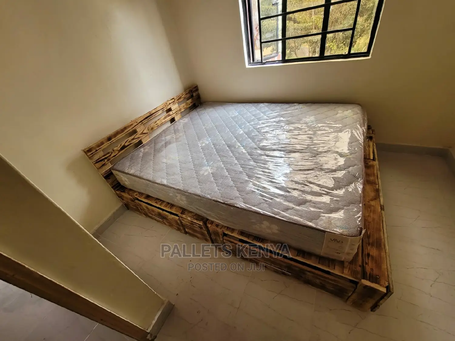Pallet Bed- Detachable 5*6 Bed- (FWN.)