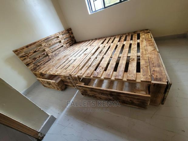 Pallet Bed- Detachable 5*6 Bed- (FWN.) - thumbnail 3