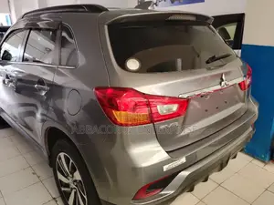 Mitsubishi RVR 2018 Silver