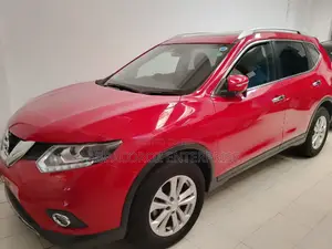 Nissan X-Trail 2017 Red
