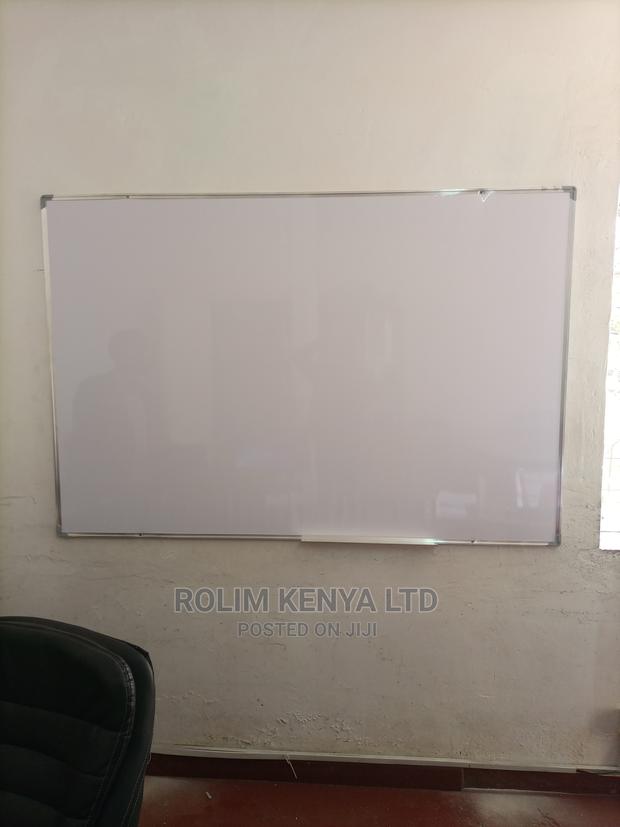White Board for Ngos Churches 6ft X 4ft - Portable - main view