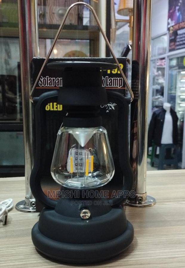 Solar Camping Lanterns - thumbnail 3