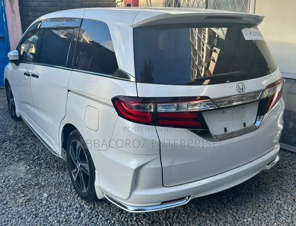 Honda Odyssey 2016 White