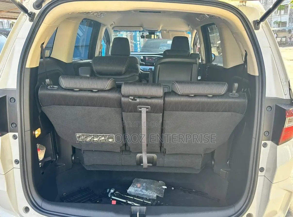Honda Odyssey 2016 White