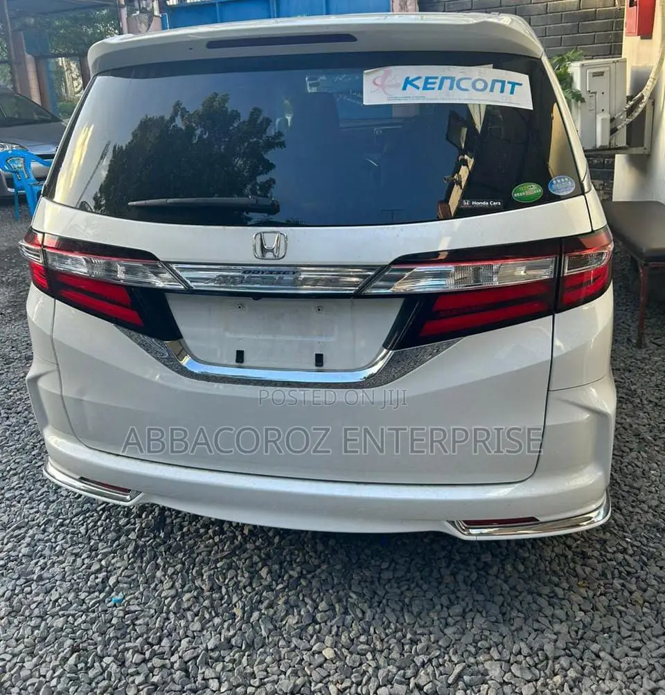 Honda Odyssey 2016 White