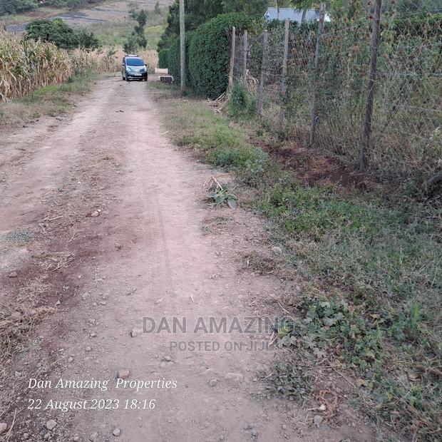 1/8 Acre Plot for Sale Ngong Few Meters From Tarmac - thumbnail 4
