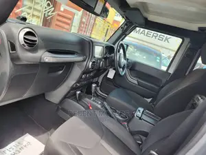 Jeep Wrangler Sport 4x4 2017 Gray