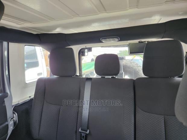 Jeep Wrangler Sport 4x4 2017 Gray - thumbnail 5