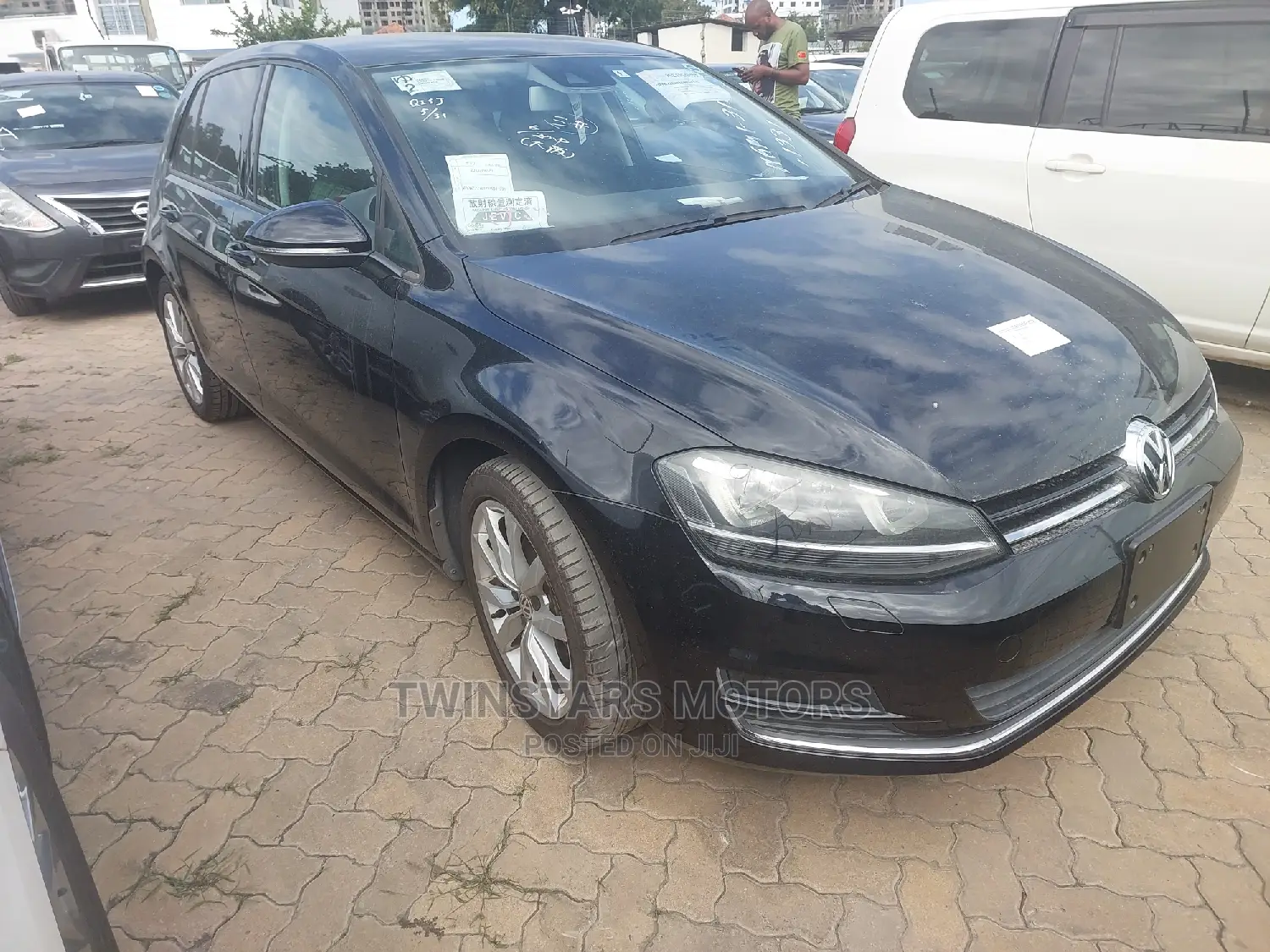 Volkswagen Golf TSI SE 4-Door FWD 2017 Black