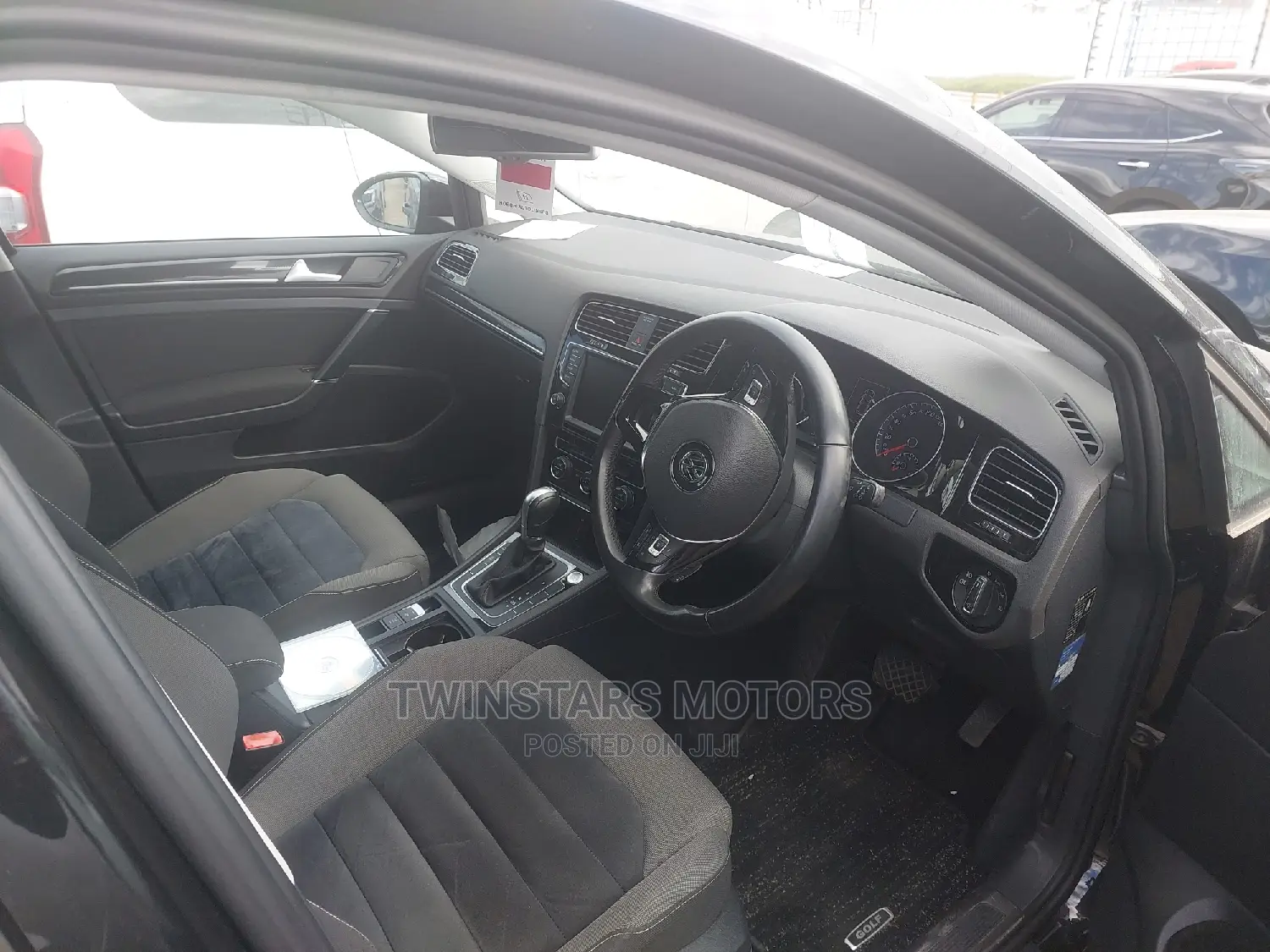 Volkswagen Golf TSI SE 4-Door FWD 2017 Black