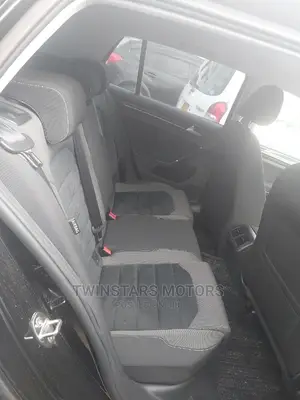Volkswagen Golf TSI SE 4-Door FWD 2017 Black