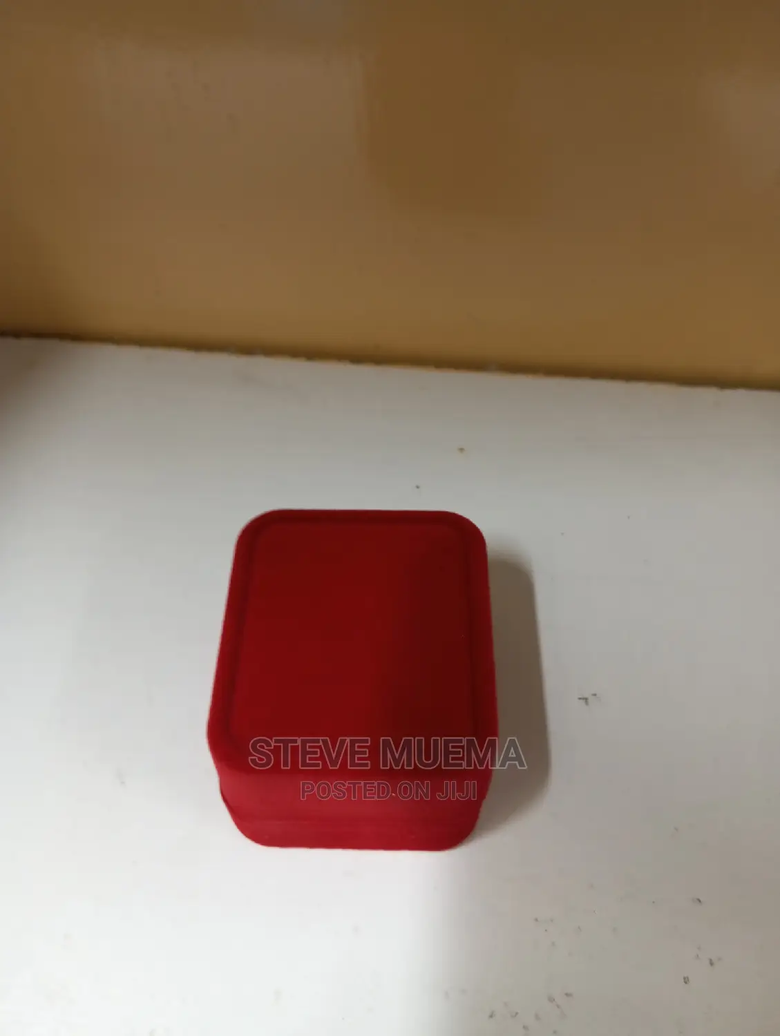 Luxury Velvet Ring Case.