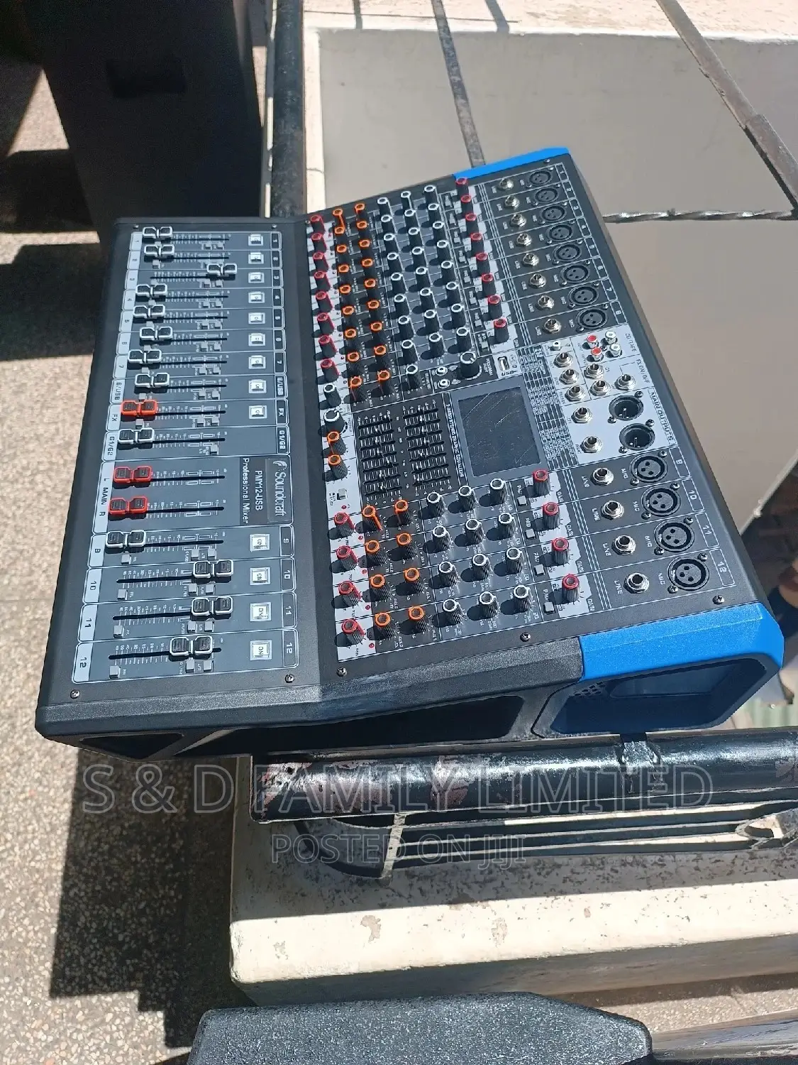 Soundcraft 12 Channels Powered Mixer PMY-USB