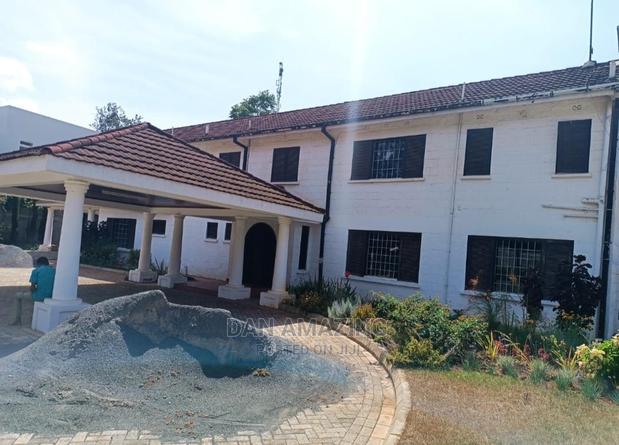 5bdrm Mansion in Muthaiga for sale - main view