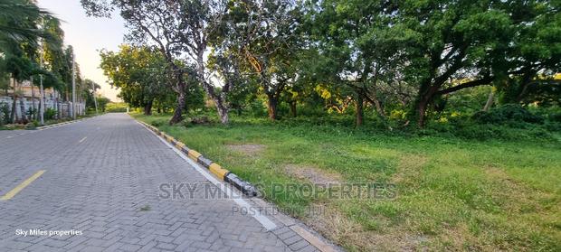 Serena,1/8 Plots on Sale - thumbnail 4