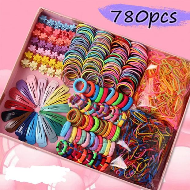 Girls Hair Accessories*
 780 PCS
 Well Packed in a Box - main view