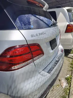 Mercedes-Benz GLE-Class 2016 Silver