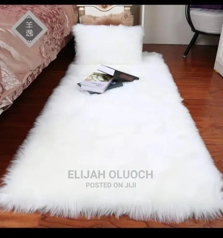 Faux Far Bedside Carpet