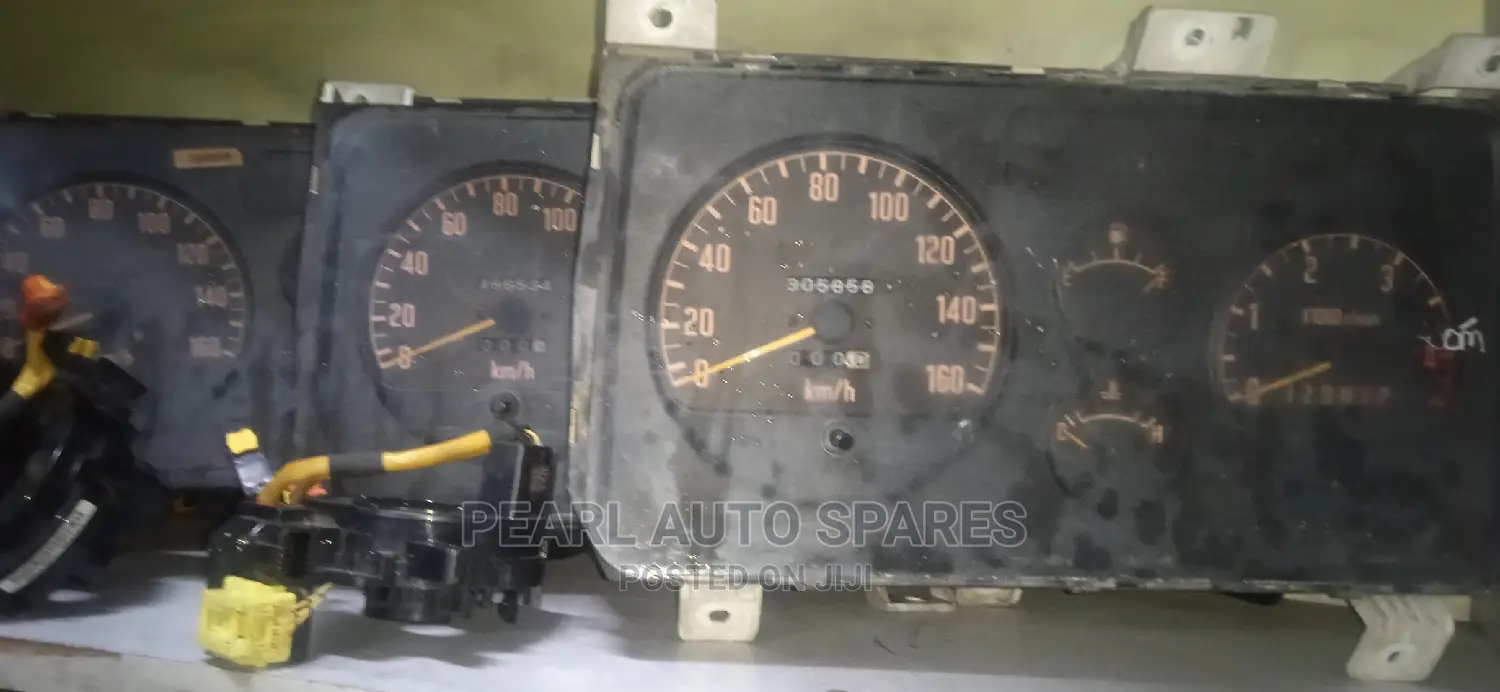Clock Isuzu NPR NQR NPR and NRM (4.3)