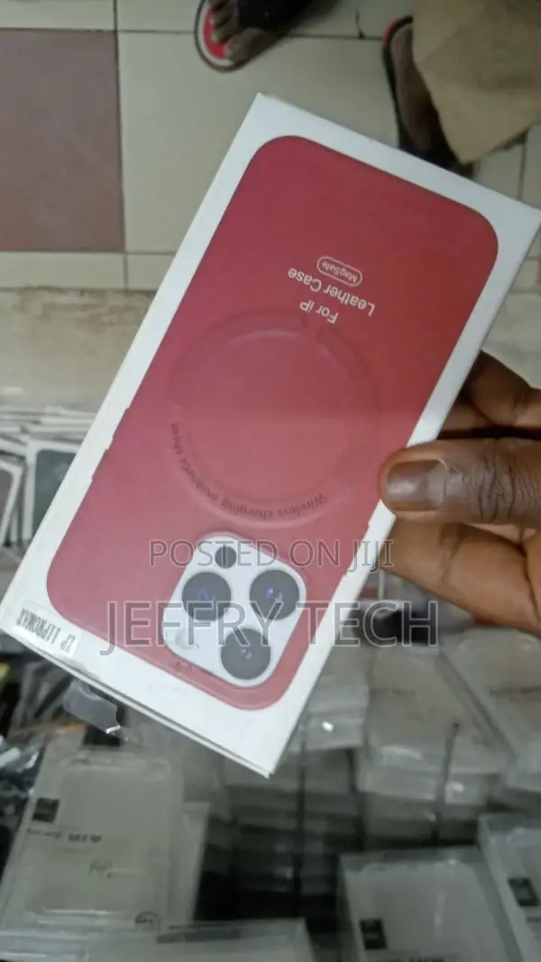 iPhone 11 Pro Max Leather Case - Red