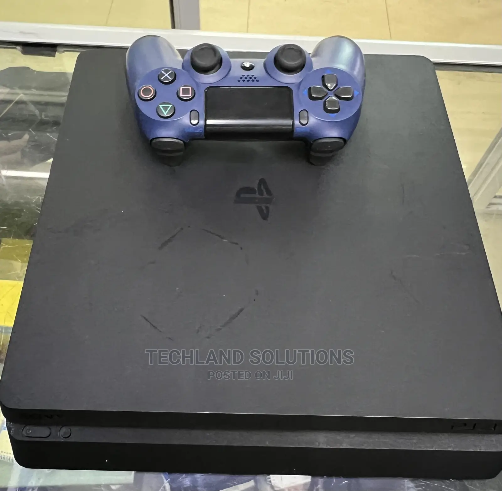 Playstation 4 Slim!!
