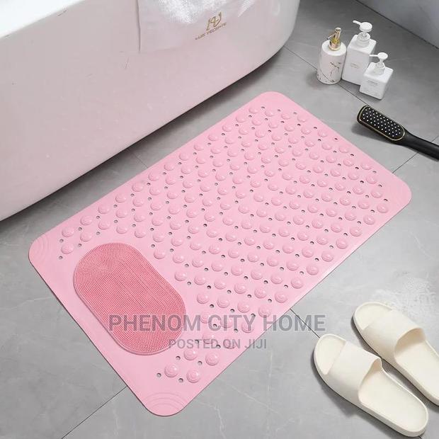 Bathroom Anti Slip Mats With Lazy Scrubber - thumbnail 2