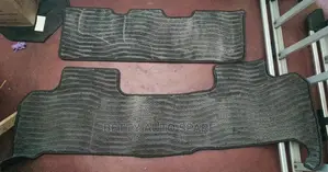 V8 Ex Japan/Original Floor Mats