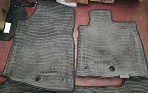 V8 Ex Japan/Original Floor Mats