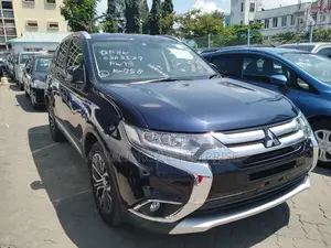 Mitsubishi Outlander 2016 Blue