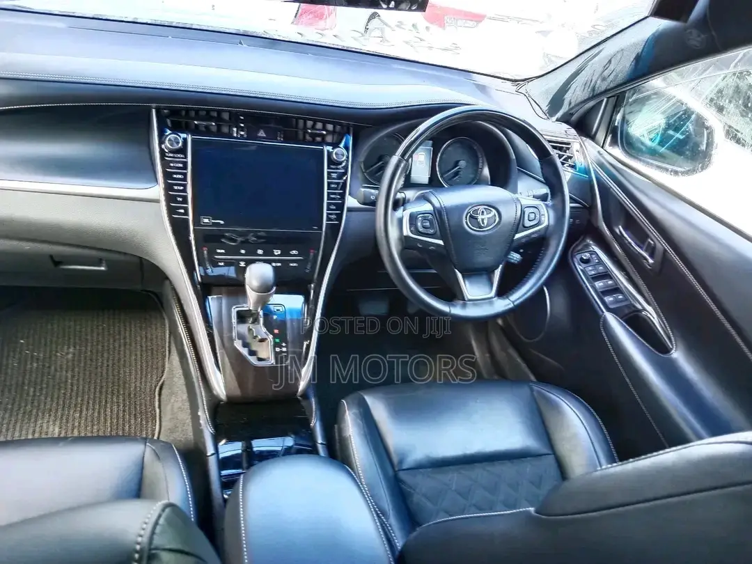 Toyota Harrier 2018 White
