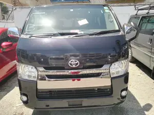 Toyota HiAce 2016 Black