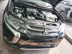 Mitsubishi Outlander 2017 Black