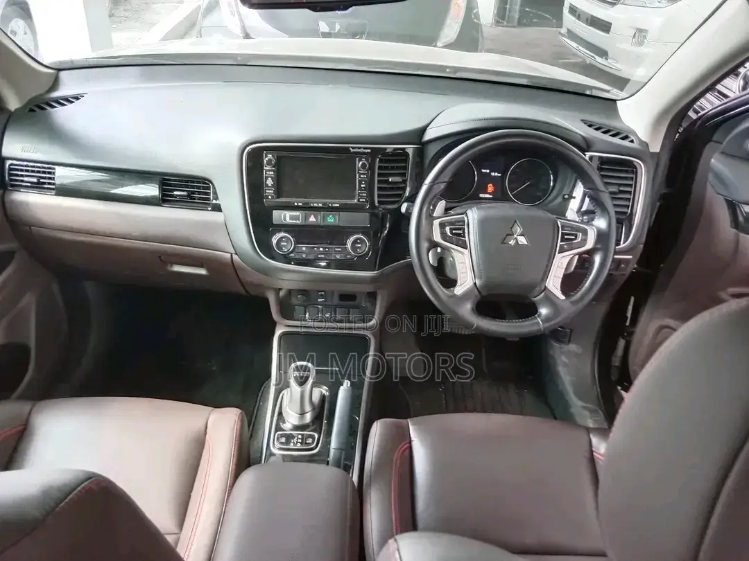 Mitsubishi Outlander 2017 Black