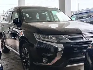 Mitsubishi Outlander 2017 Black