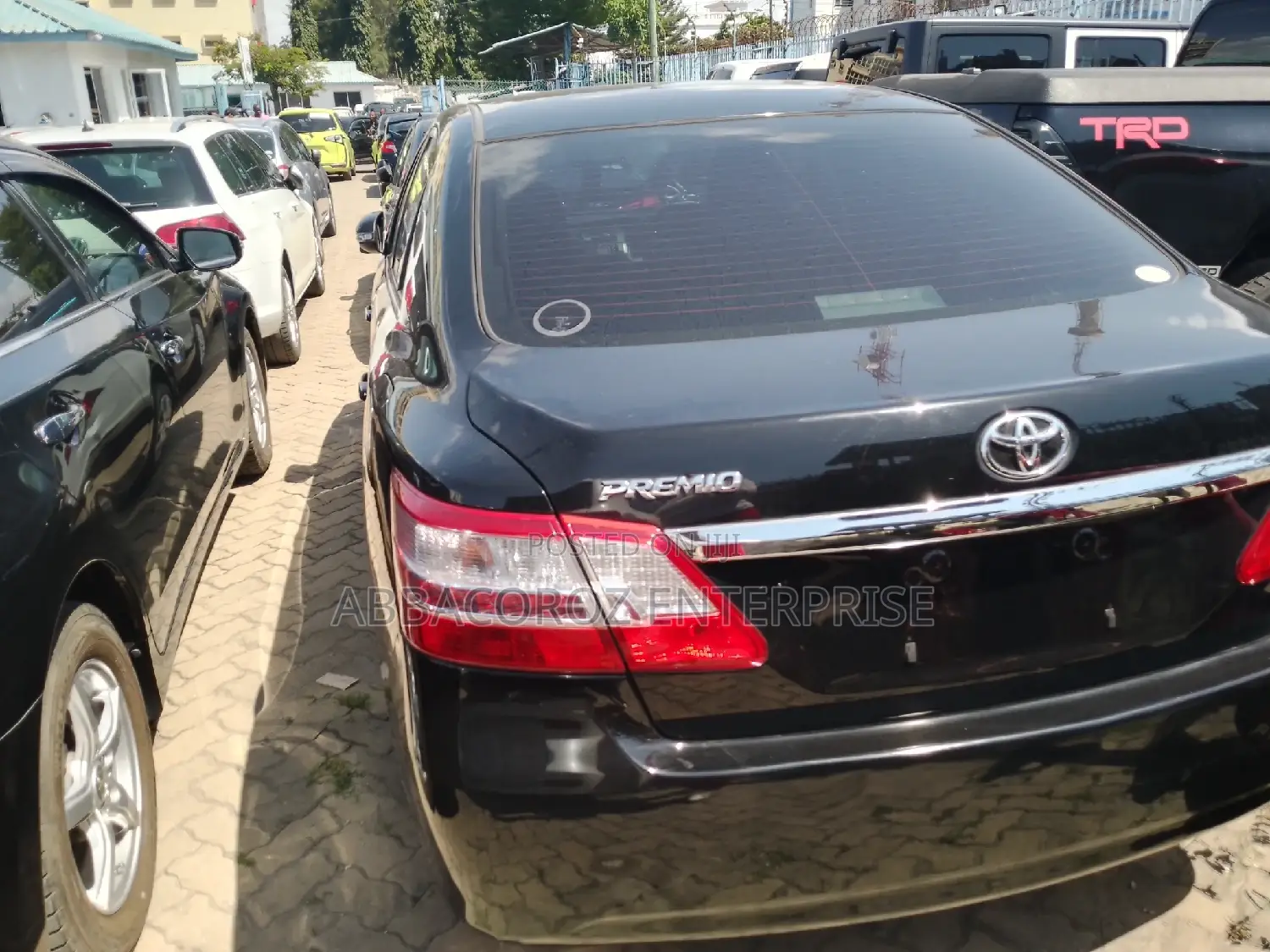 Toyota Premio 2016 Black