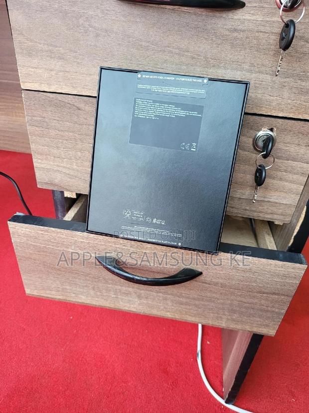 New Samsung Galaxy Z Fold 5 512 GB Rose Gold - thumbnail 5