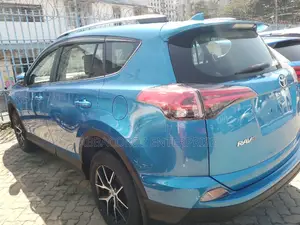 Toyota RAV4 2016 Blue