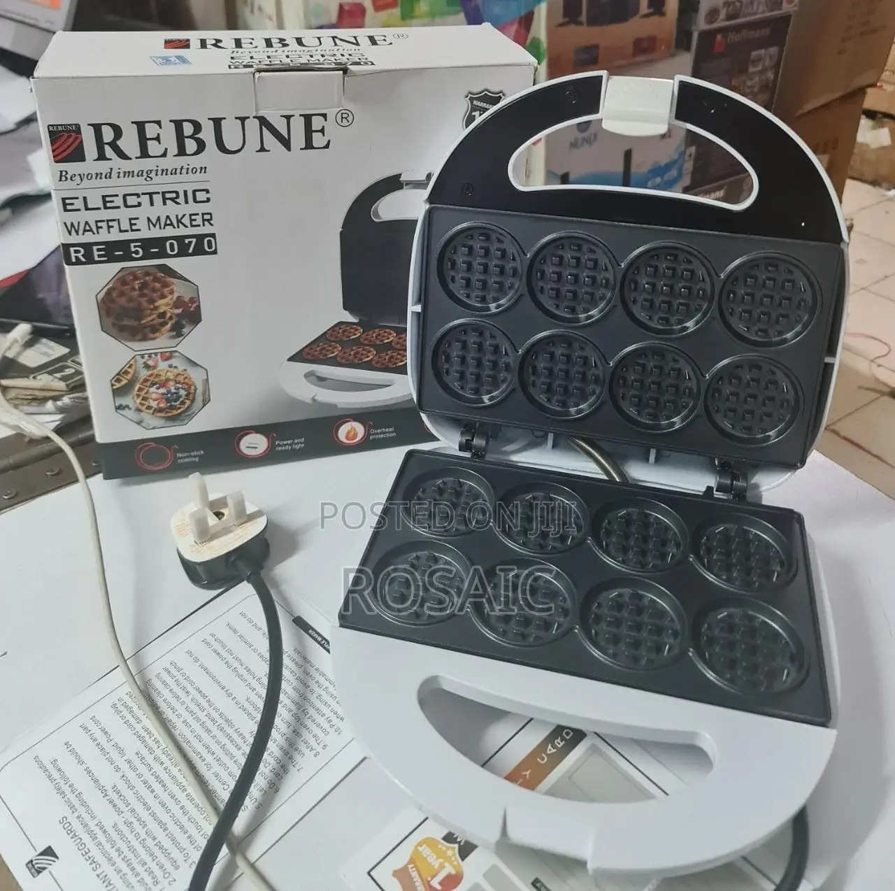 Rebune Waffle Maker at 1850