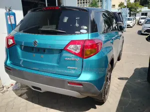 Suzuki Escudo 2016 Blue