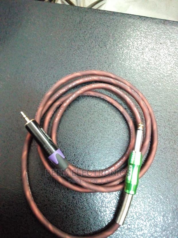 4meters Phone Cable. ( From Phone to Mixer)