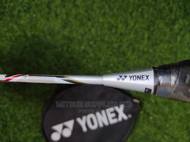 Yonex Premium Badminton Racket Carbonex 6000N Nanoscience - thumbnail 2